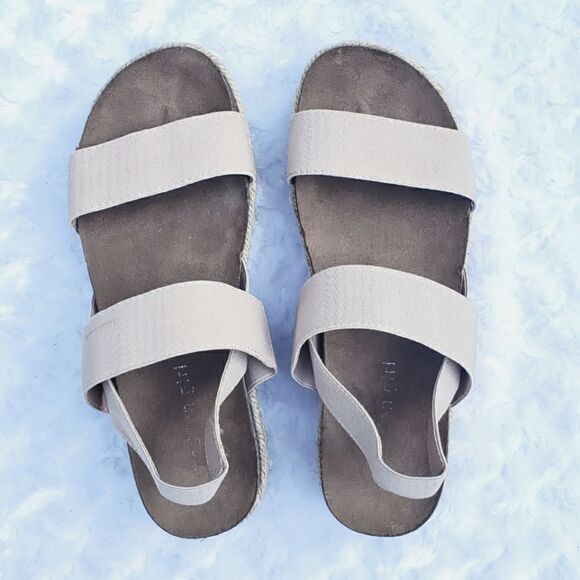 Madden Girl Size 6.5M Cybell Faux Suede Light Pink Platform Espadrille Sandals - Picture 5 of 6